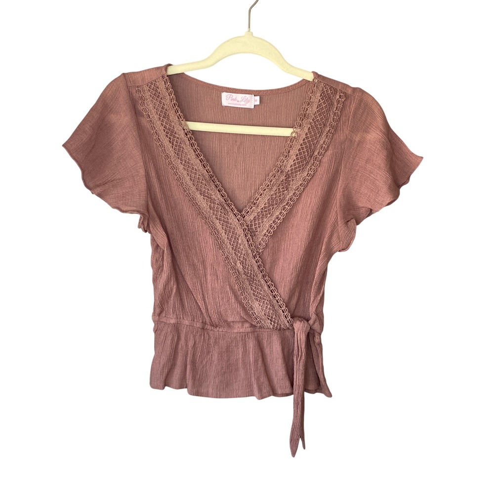 Pink Lily Mauve Crochet Lace Trim Faux Wrap Peplum Top Short Flutter Sleeve M